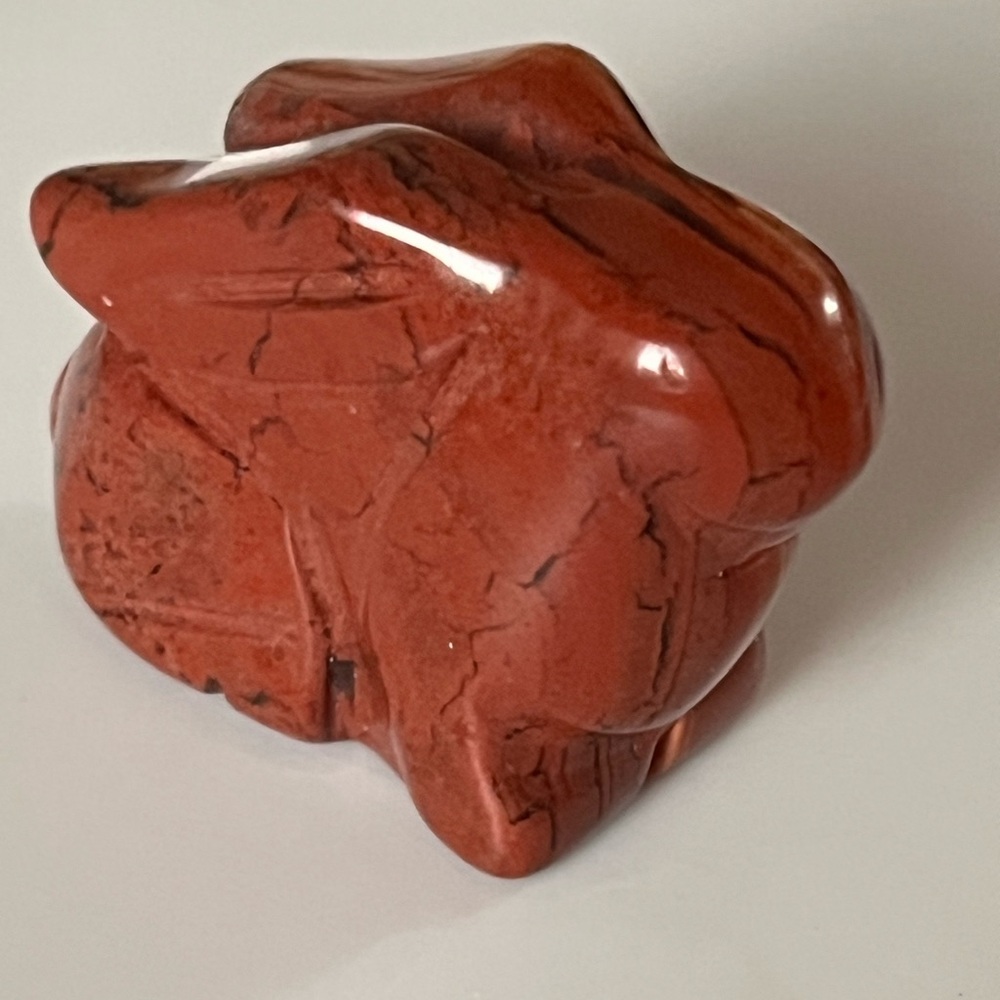 Red Jasper Rabbit Crystal Mini Carving - Picture 6 of 10